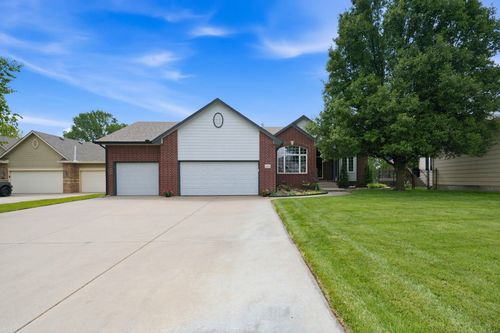 14012 W Highland Springs Ct, Wichita, KS, 67235 | Card Image