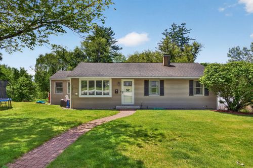 1 Newell Dr, Derry, NH, 03038-1613 | Card Image