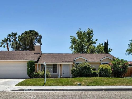 1628 W Avenue K11, Lancaster, CA, 93534 | Card Image