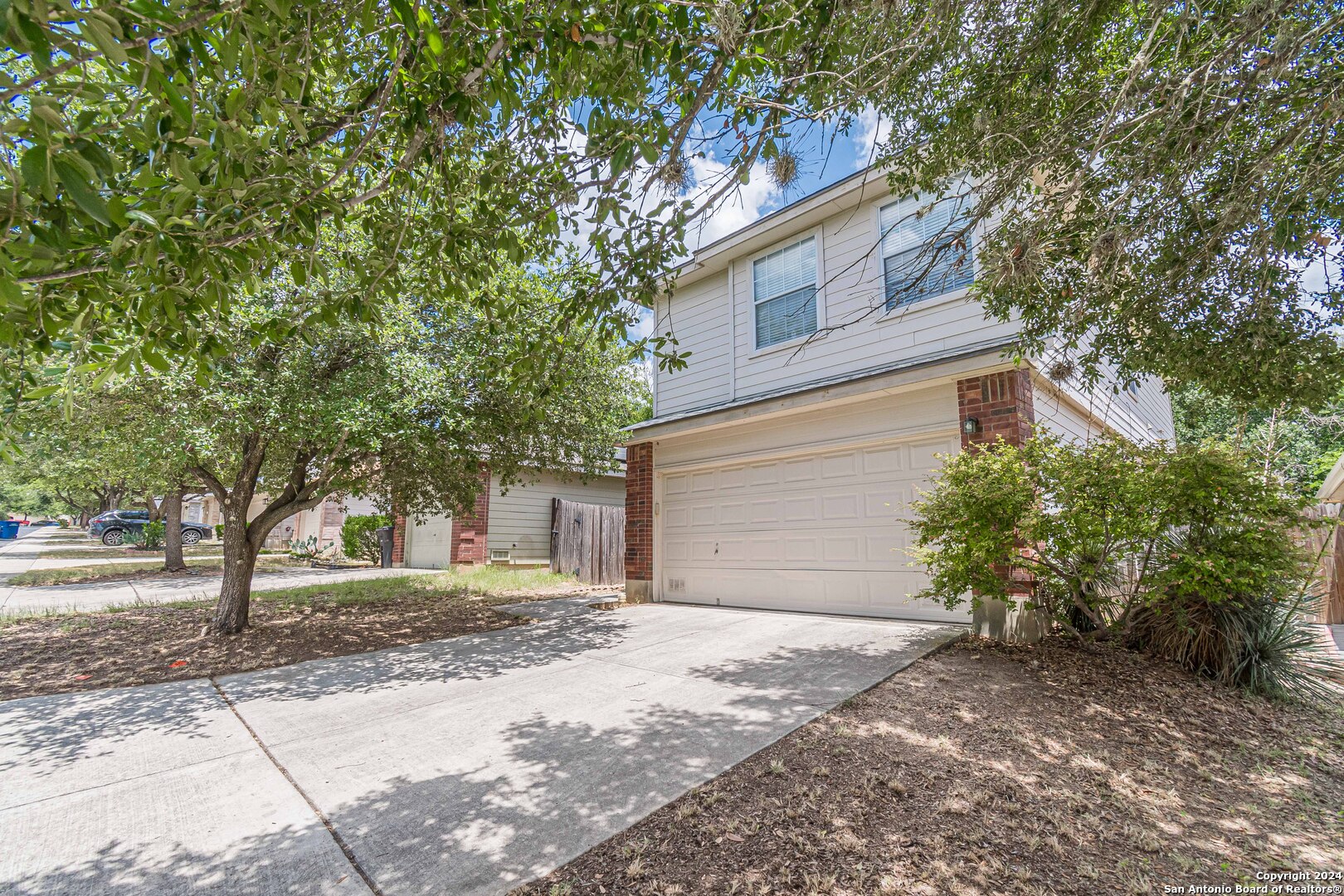 Rainy Ave, San Antonio, TX 78240