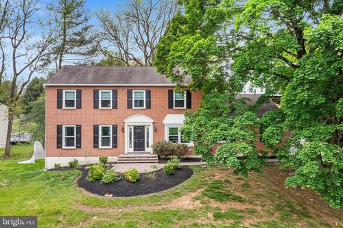 210 James Dr, WEST CHESTER, PA, 19380-4371 | Card Image