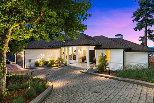 7712 89th Pl Se, Mercer Island, WA, 98040-5749 | Card Image