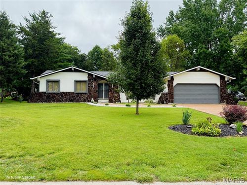 320 Bill Lou Dr, Collinsville, IL, 62234-5404 | Card Image