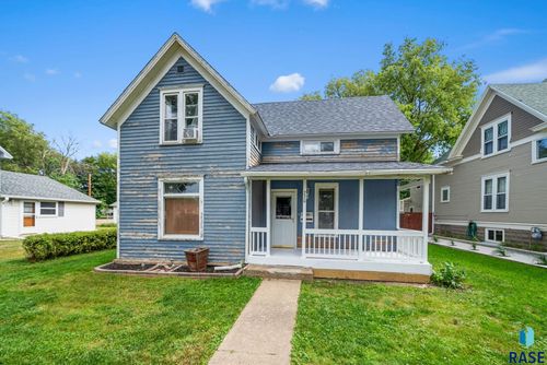 220 N Broadway St Street, Canton, SD, 57013 | Card Image