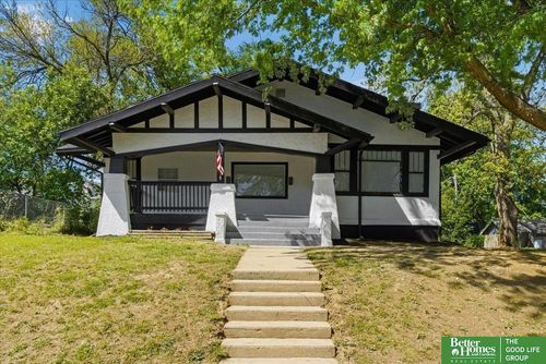 2714 Whitmore St, Omaha, NE, 68112-3138 | Card Image