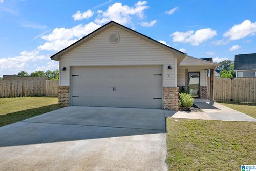 31 August Ct, LINCOLN, AL, 35096-4105 | Card Image
