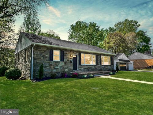 405 Brighton Ter, HOLMES, PA, 19043-1107 | Card Image