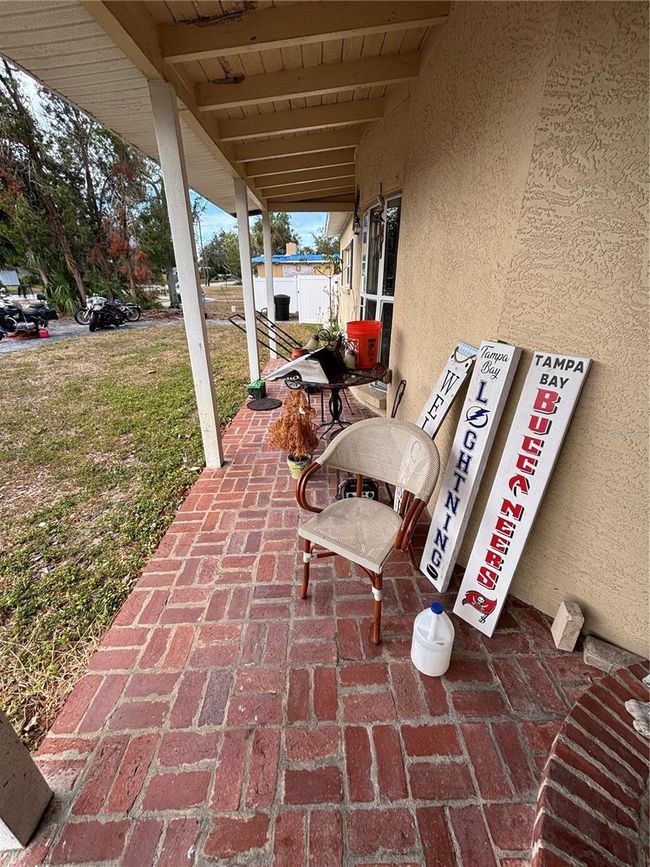 521 51 St Ave S, House other with 3 bedrooms, 2 bathrooms and null parking in SAINT PETERSBURG FL | Image 4