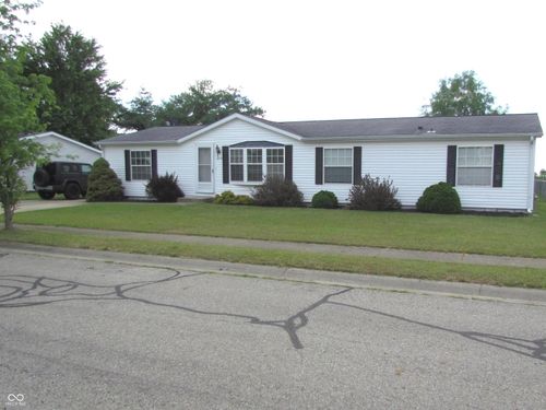 4672 Autumn Ridge Dr, Columbus, IN, 47203-4710 | Card Image