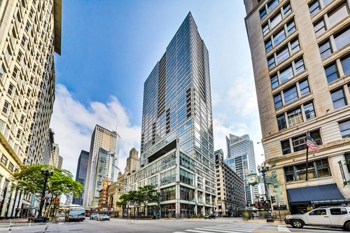 1602-8 Randolph St, Chicago, IL, 60601-3633 | Card Image