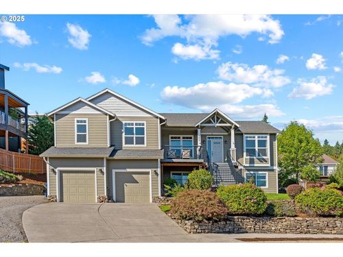 863 Nw Norwood Ct, Camas, WA, 98607-1834 | Card Image