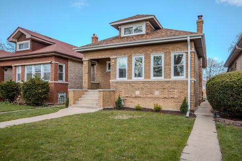 1226 Hayes Ave, Oak Park, IL, 60302-1108 | Card Image