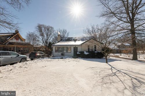 878 Valley Forge Rd, PHOENIXVILLE, PA, 19460-2671 | Card Image