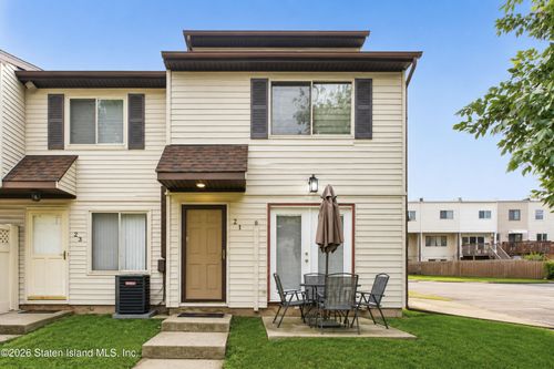 21 Bunnell Ct, Staten Island, NY, 10312-1653 | Card Image