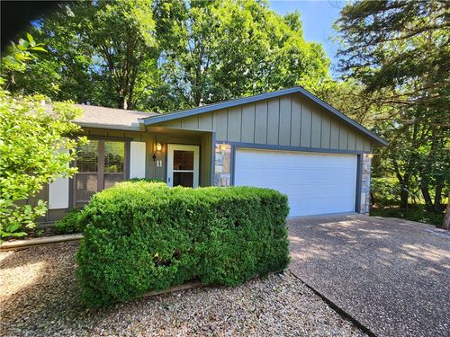 11 Sunderland Dr, Bella Vista, AR, 72714-3209 | Card Image