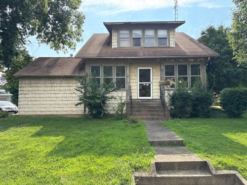 414 N Union St, Lincoln, IL, 62656-1542 | Card Image