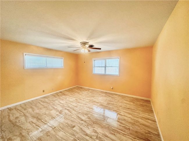 1316 Northwood St, House other with 2 bedrooms, 1 bathrooms and 4 parking in Alice TX | Image 14