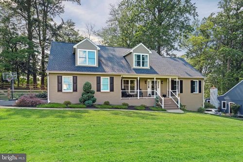 119 Carriage Dr, Hockessin, DE, 19707-1329 | Card Image