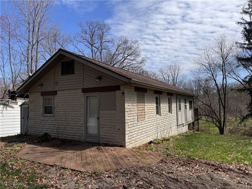 8538 Township Road 1060, Lakeville, OH, 44638-9723 | Card Image