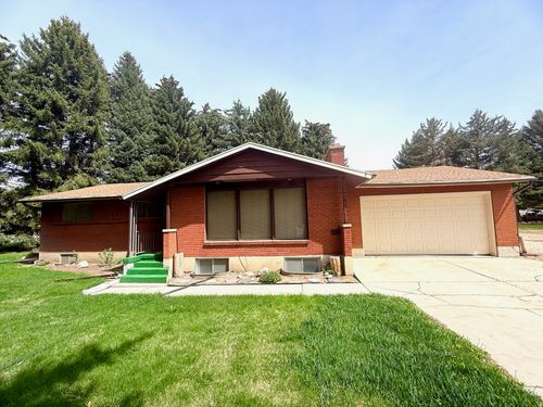 916 S 6800 E, Huntsville, UT, 84317-9724 | Card Image