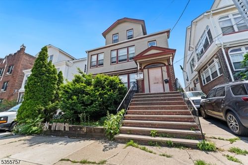 2-292 Goldsmith Ave, Newark, NJ, 07112-1415 | Card Image