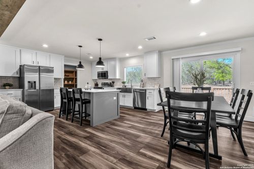 148 Syrah St, La Vernia, TX, 78121 | Card Image