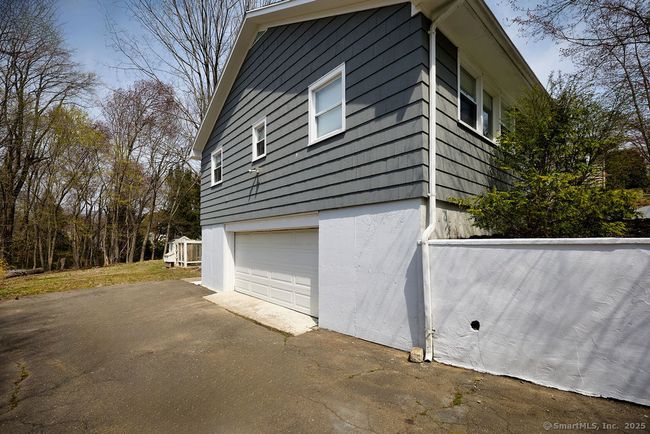 150 Lake Ave, House other with 3 bedrooms, 3 bathrooms and null parking in Trumbull CT | Image 29