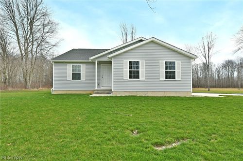 5554 Alva Avenue Nw, Warren, OH, 44483 | Card Image