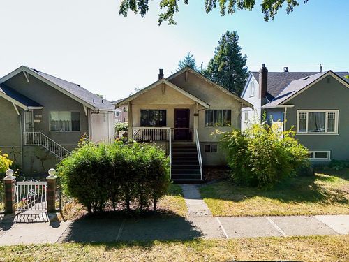 2668 William St, Vancouver, BC, V5K2Y5 | Card Image
