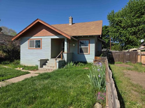 1059 State St, Weiser, ID, 83672-2045 | Card Image