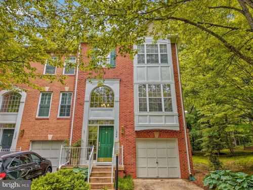1224 Wild Hawthorn Way, Reston, VA, 20194-1021 | Card Image