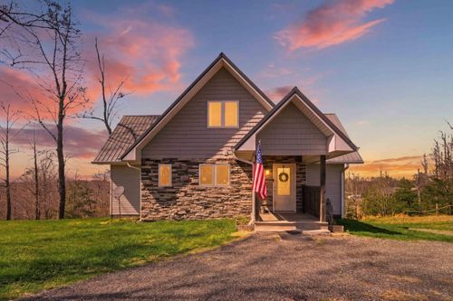 3128 Highway 3277, Nancy, KY, 42544-4575 | Card Image