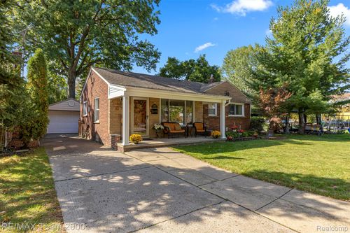 19195 Snow Ave, Dearborn, MI, 48124-4137 | Card Image