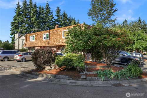 12421 5th Ave W, Everett, WA, 98204-8815 | Card Image