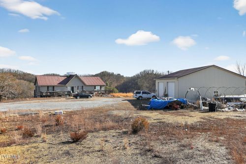 604 Cripple Creek Rd, Watauga, TN, 37694-4115 | Card Image