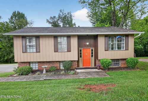 2220 Highland Rd, Maryville, TN, 37801 | Card Image