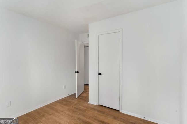 1003 Cumberland Ct Se, Condo with 2 bedrooms, 1 bathrooms and 2 parking in Smyrna GA | Image 21