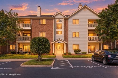 309-8506 Ambrosse Ln, Louisville, KY, 40299-7307 | Card Image