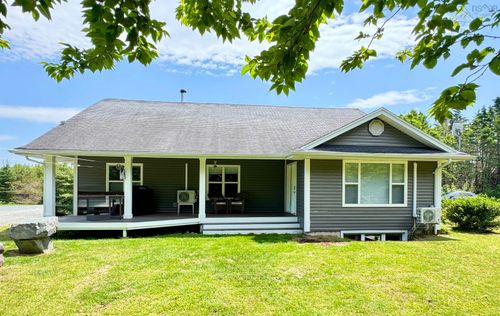 11 Old Cabin Rd, Lake Charlotte, NS, B0J2L0 | Card Image