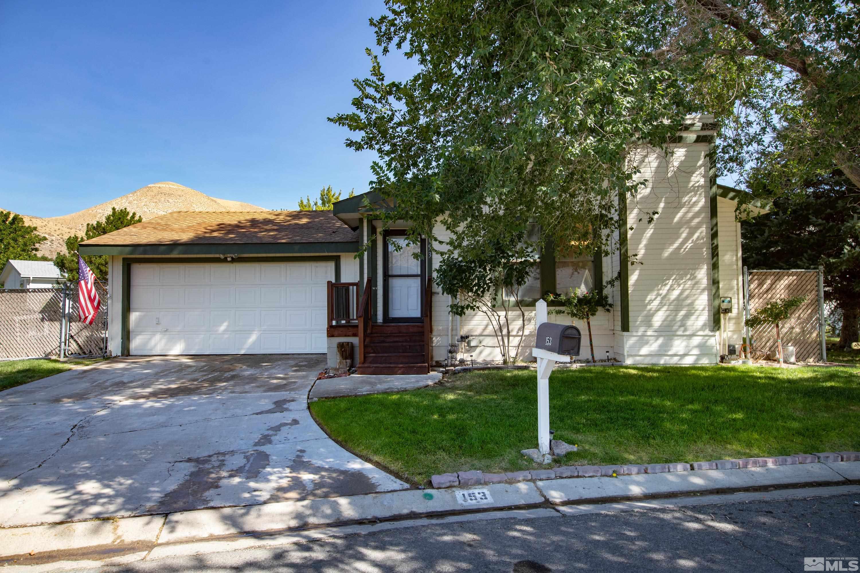 Ave DE LA Bleu DE Clair , Sparks, NV 89434
