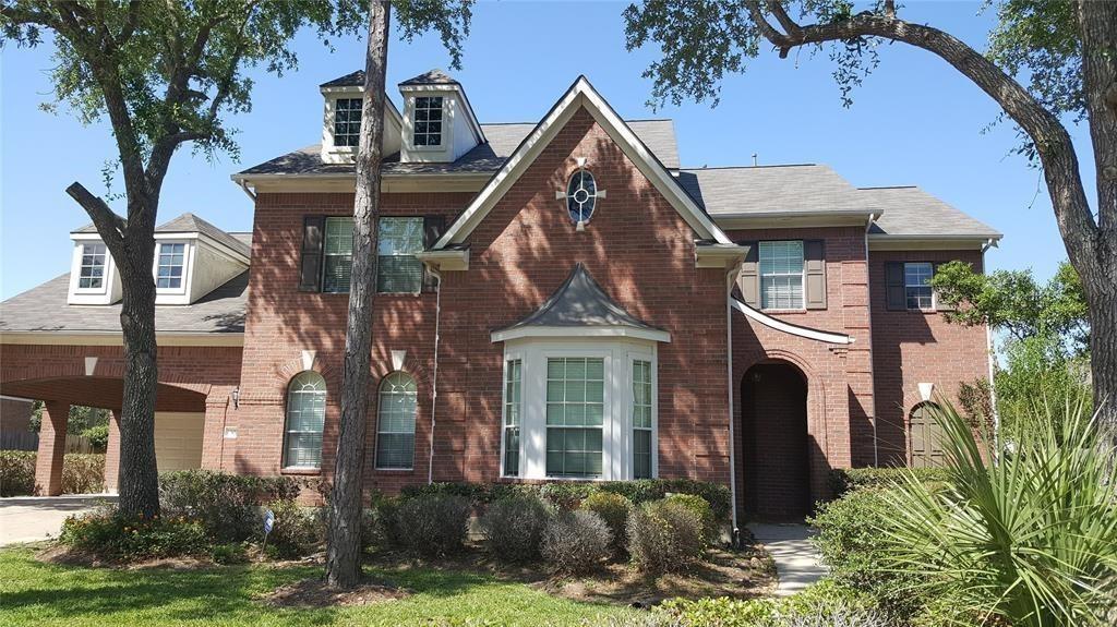 Harvest Hill Dr, Friendswood, TX 77546
