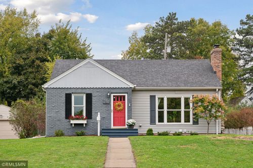 118 Ridgewood Dr, Hopkins, MN, 55343-9221 | Card Image