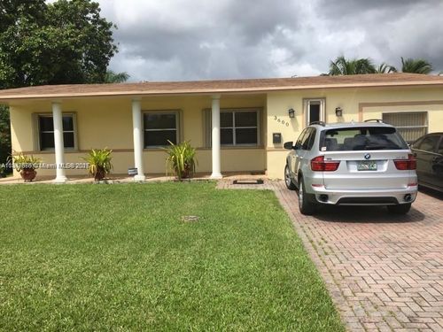 3600 E Shore Rd, Miramar, FL, 33023-4954 | Card Image