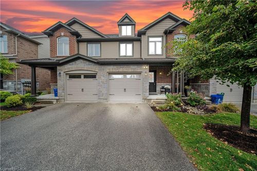 68-77 Westminster Cres, Fergus, ON, N1M0C4 | Card Image