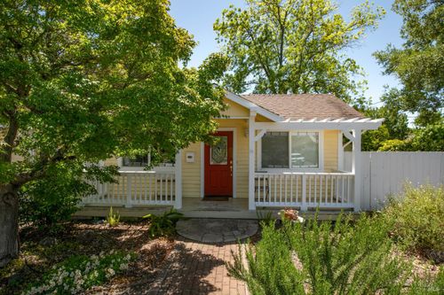195 Macarthur St, Sonoma, CA, 95476-7439 | Card Image
