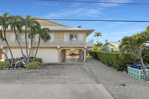 351 10th St, Key Colony Beach, FL, 33051 | Card Image