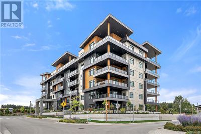 302 - 2520 Hackett Cres, Condo with 2 bedrooms, 2 bathrooms and 1 parking in Saanichton BC | Image 2