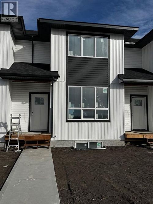 67 Inglis Crescent, Sylvan Lake, AB, T4S0W6 | Card Image