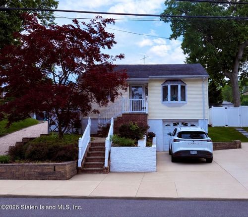 18 Cypress Ave, Staten Island, NY, 10301-4110 | Card Image