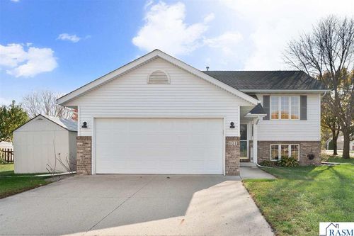 101 Teal Ct, Mankato, MN, 56001-5771 | Card Image
